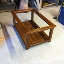 Petite table basse vitrée