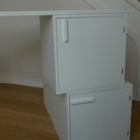 Bureau à caissons en MDF