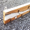 Porte clé en chene et epoxy