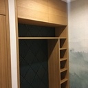 Double placards d'entrée avec penderie et rangements