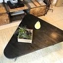 Table basse en bois brulé