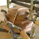 Une boite tournée en acajou