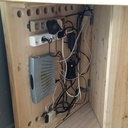 Agencement sur-mesure mélèze à claire-voie