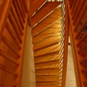 Un escalier balancé peu commun