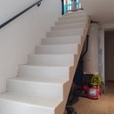 Habillage escalier béton