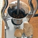 Couvercle pour moulin a café