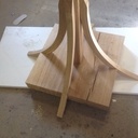 Table aux pieds courbes 2