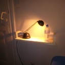 Petite table(tte) de nuit sympa