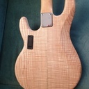 Corps d'une basse électrique