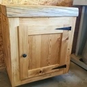 Petit meuble en vieux bois