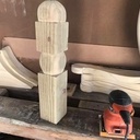 Mesa redonda em pinus -  table ronde en pin