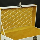 Malle Laque blanche et cuir , bijouterie palladium