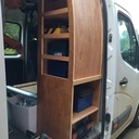 Meuble colonne pour rangement outillage dans véhicule