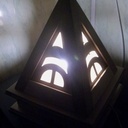 Lampe pyramidale