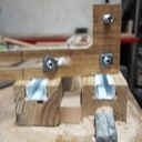 Gabarit autocentreur pour mortaiser à la défonceuse