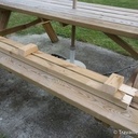 Une rallonge de banc pour table pique-nique