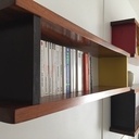 Restauration d'un ensemble d'étagères inspirées d'un modèle Charlotte Perriand