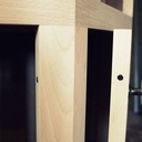 Les aimants sur le chant des portes