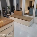 Meuble banquette à dossiers coulissants