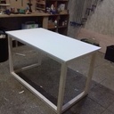 Petit bureau tout simple