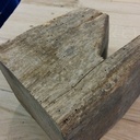 Un  bol tourné en bois de pressoir à raisins