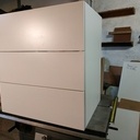 Meuble de salle de bain, plan de travail en chêne massif sous vasque et ses étagères