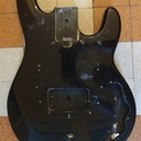 Corps d'une basse électrique