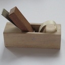 Un petit rabot avec fer 18mm