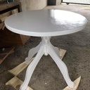 Mesa redonda em pinus -  table ronde en pin