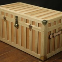 Coffre  chene et  cuir  naurel