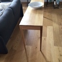 Console trois tiroirs en hêtre.