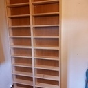 Bibliothèque sapin trois plis simple, basique...mais avec incrustation chêne