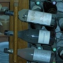 Porte bouteille de vin simple original en chêne.