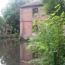 une entrée par la rivière