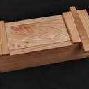 Boite dominos aux outils à main