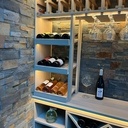 Cave à vin sous escalier