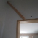 Tête de cloison en pin et tablette en hêtre