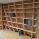 Bibliothèque penchée