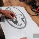 Horloge murale logo de la chaîne