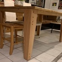 Table en châtaignier