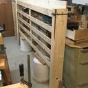 Tête de lit et chevets en bois de récupération