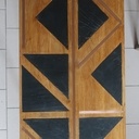 Table chêne avec incrustations ardoise et cuivre