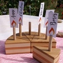 Porte prénom gâteau en bois pour table d'anniversaire
