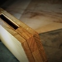 Un moule à chevilles en chêne