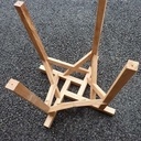 4 croix de saint André asymetriques sur 4 pieds