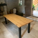 Table en châtaignier