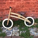 La draisienne « merci Boris »