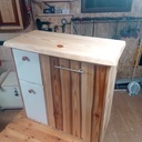 Meuble de SDB et linge sale