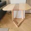 Petite table basse (bout de canapé)