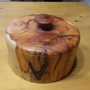 Une boite en IF au tour à bois